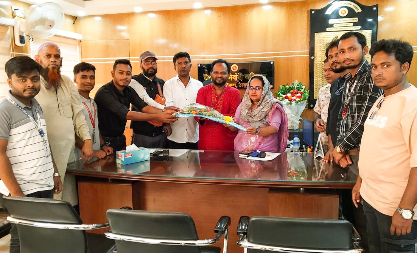 রাণীশংকৈলে নবাগত ইউএনও’র সঙ্গে প্রেসক্লাবের শুভেচ্ছা বিনিময়