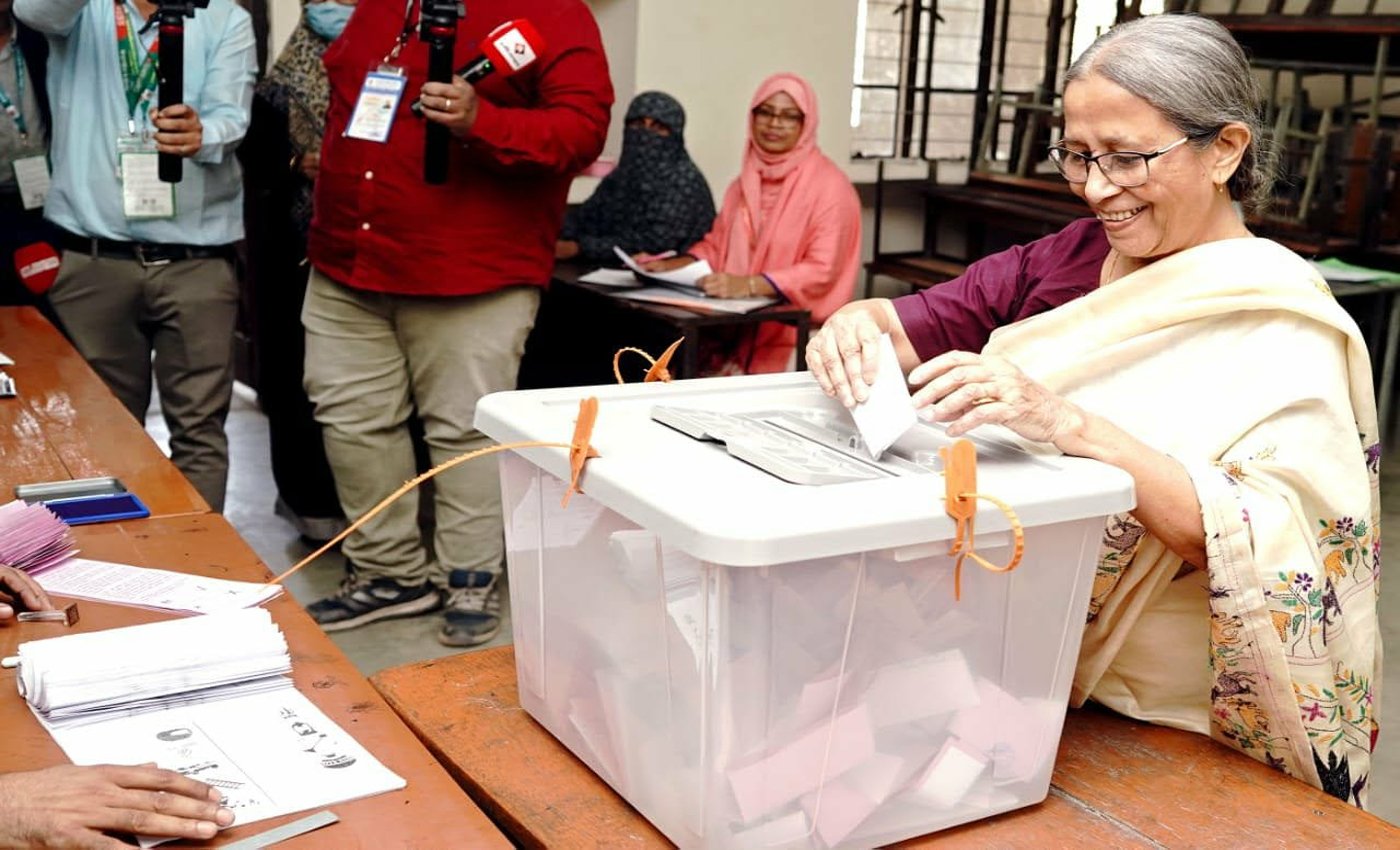 সরকারের সর্বাত্মক প্রচেষ্টায় স্বাধীনভাবে ভোট দিচ্ছেন ভোটাররা — মৎস্য ও প্রাণিসম্পদ উপদেষ্টা
