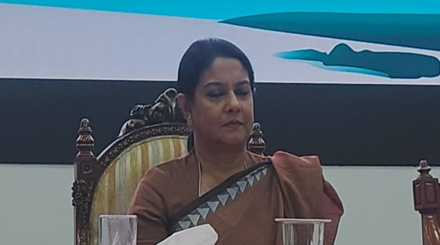 যেখানে ডলফিন টিকে থাকে, সেখানে নদীও টিকে থাকে—আর নদী টিকে থাকলেই মানুষ বাঁচে।