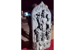 নওগাঁর পোরশায় দেউলিয়া নামক স্থান থেকে ৭৬ কেজি ওজনের একটি কষ্টি পাথরের মূর্তি উদ্ধার করেছে ১৬বিজিবি’র একটি বিশেষ টহল দল।