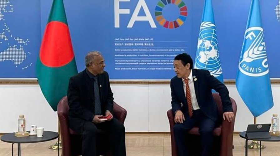 রোমে কৃষি সহযোগিতা বাড়াতে কৃষি উপদেষ্টা জাহাঙ্গীর আলম চৌধুরীর সঙ্গে এফএও মহাপরিচালকের বৈঠক