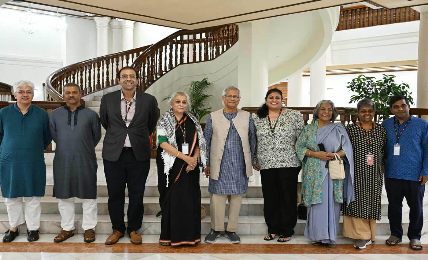 SAHR প্রতিনিধিদলের প্রধান উপদেষ্টা অধ্যাপক ইউনূসের সাথে সাক্ষাৎ