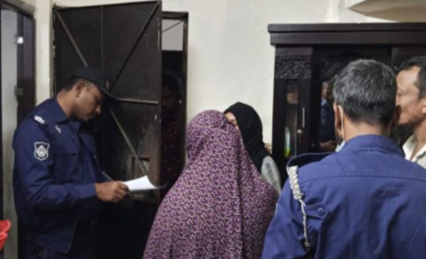 শিশু সন্তান রেখে আশুলিয়ায় মা আত্মহত্যা