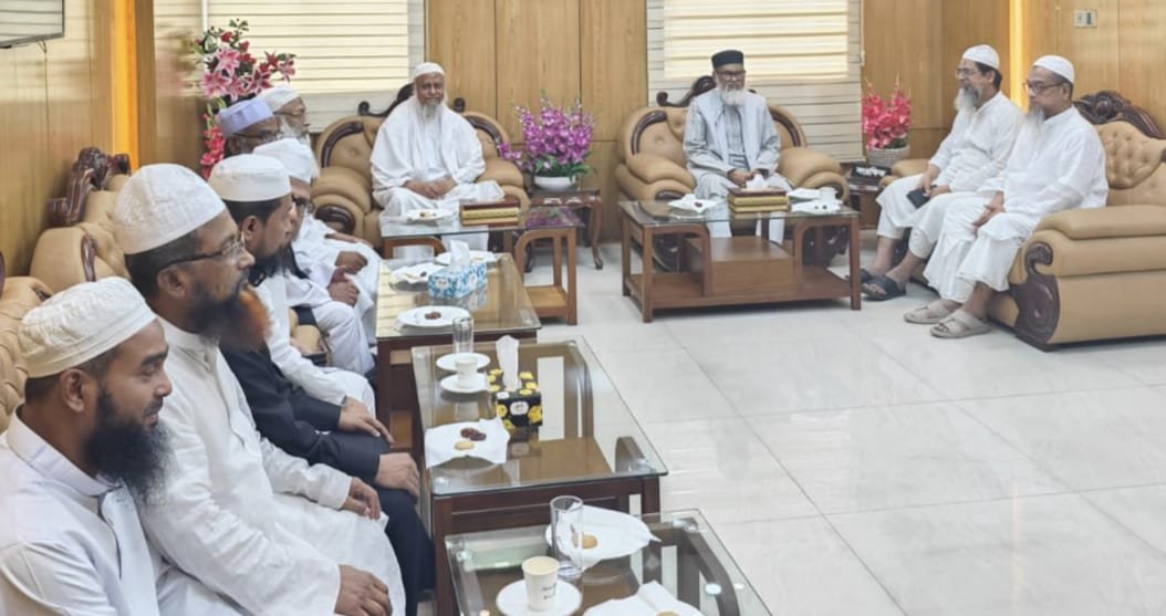 কওমি শিক্ষার্থীদের জ্ঞান ও কর্মদক্ষতা জাতিকে সমৃদ্ধ করবে  -  ধর্ম উপদেষ্টা