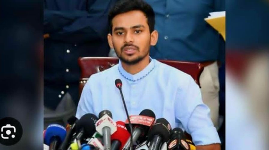 গণহত্যার বছর না ঘুরতেই আ. লীগকে ফেরানোর খায়েশ বিপজ্জনক: আসিফ মাহমুদ