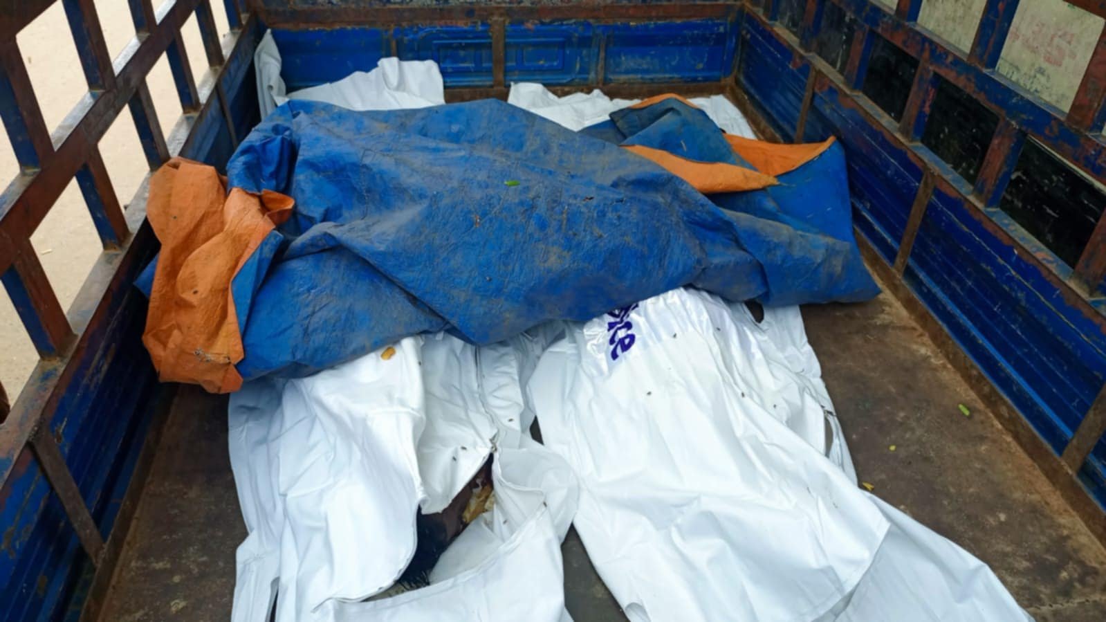 আশুলিয়ায় দুই মাদ্রাসা শিক্ষার্থীর মৃতদেহ উদ্ধার