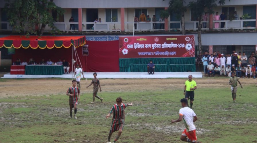 নাইক্ষ্যংছড়িতে সেনা রিজিয়ন কাপ ফুটবলের জমকালো উদ্বোধন