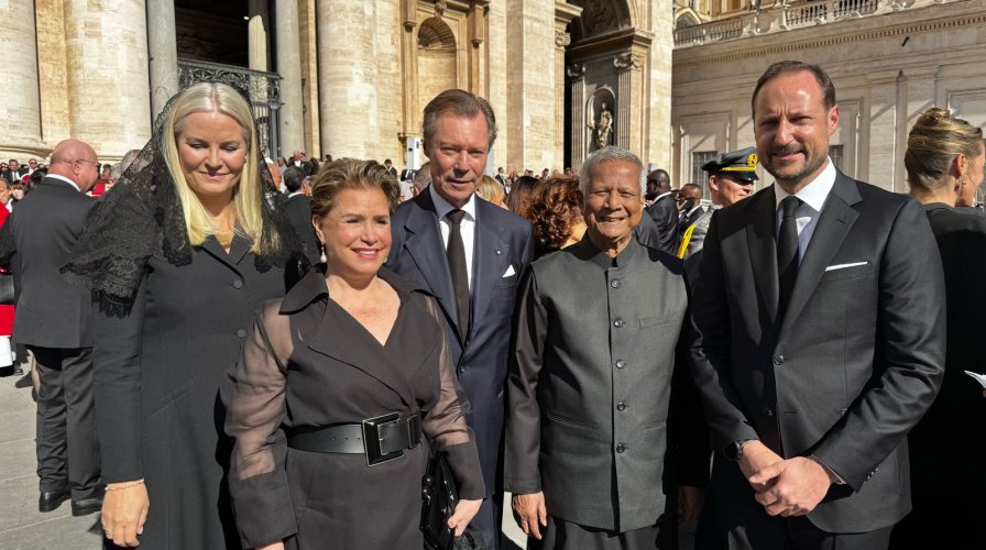 রোমে বাংলাদেশের প্রধান উপদেষ্টার সাথে ভ্যাটিকান শীর্ষ নেতাদের সাক্ষাৎ