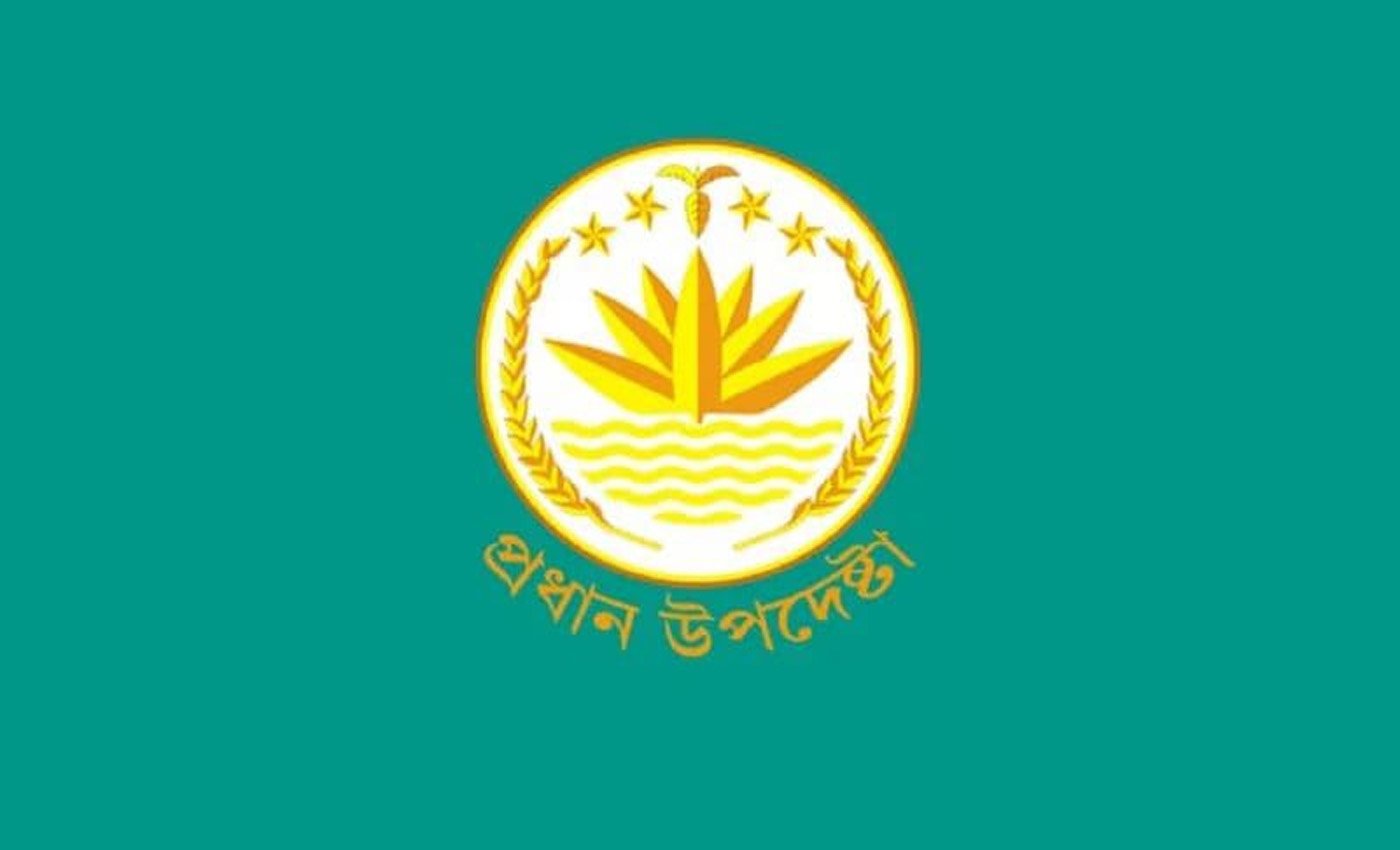 শহিদ শরীফ ওসমান হাদির পরিবারকে ফ্ল্যাটের দলিল হস্তান্তর করলেন প্রধান উপদেষ্টা