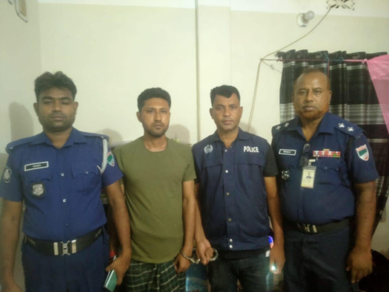 কালিগঞ্জে পর্নোগ্রাফি মামলায় গ্রেফতার ১ব্যক্তিঃ ভিডিও ফাঁস করে সম্মানহানির অভিযোগ