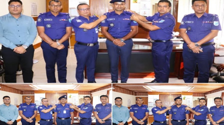 মুন্সীগঞ্জে পদোন্নতিপ্রাপ্ত পুলিশ সদস্যদের র‌্যাঙ্ক ব্যাজ পরিয়ে দিলেন পুলিশ সুপার