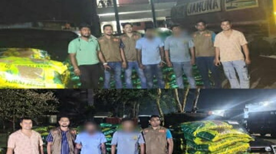 হবিগঞ্জে ডিবি পুলিশের অভিযানে ট্রাক ভর্তি ১২০ বস্তা জিরা সহ আটক ২