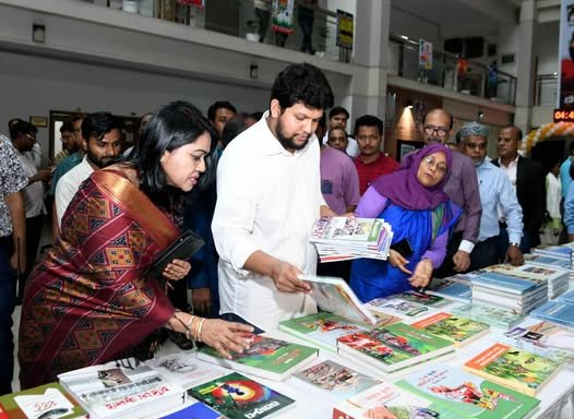 জুলাই গণঅভ্যুত্থানকে জনস্মৃতিতে রাখতে তথ্য ও সম্প্রচার মন্ত্রণালয় কাজ করছে  - উপদেষ্টা মাহফুজ আলম