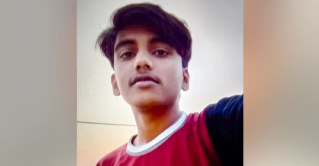 মুড়ি পার্টিতে নিয়ে স্কুলছাত্র নিহত