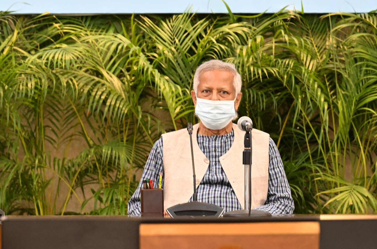 ঢাকা ওয়াশিংটন ডিসির সাথে শুল্ক আলোচনা অব্যাহত রেখেছে