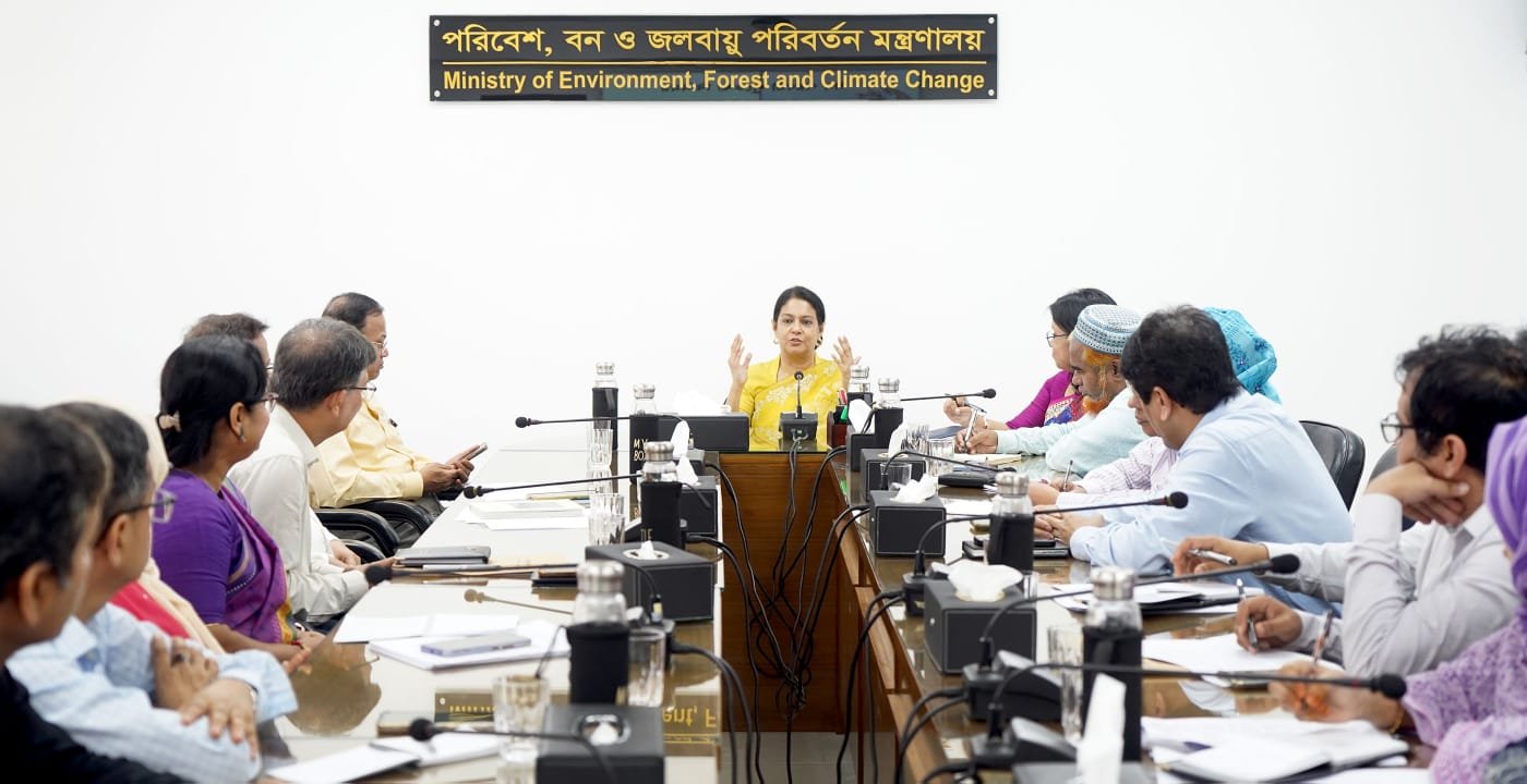 পরিবেশ রক্ষায় ইতিবাচক মানসিকতা নিয়ে কাজ করতে হবে। পরিবেশ উপদেষ্টা সৈয়দা রিজওয়ানা হাসান