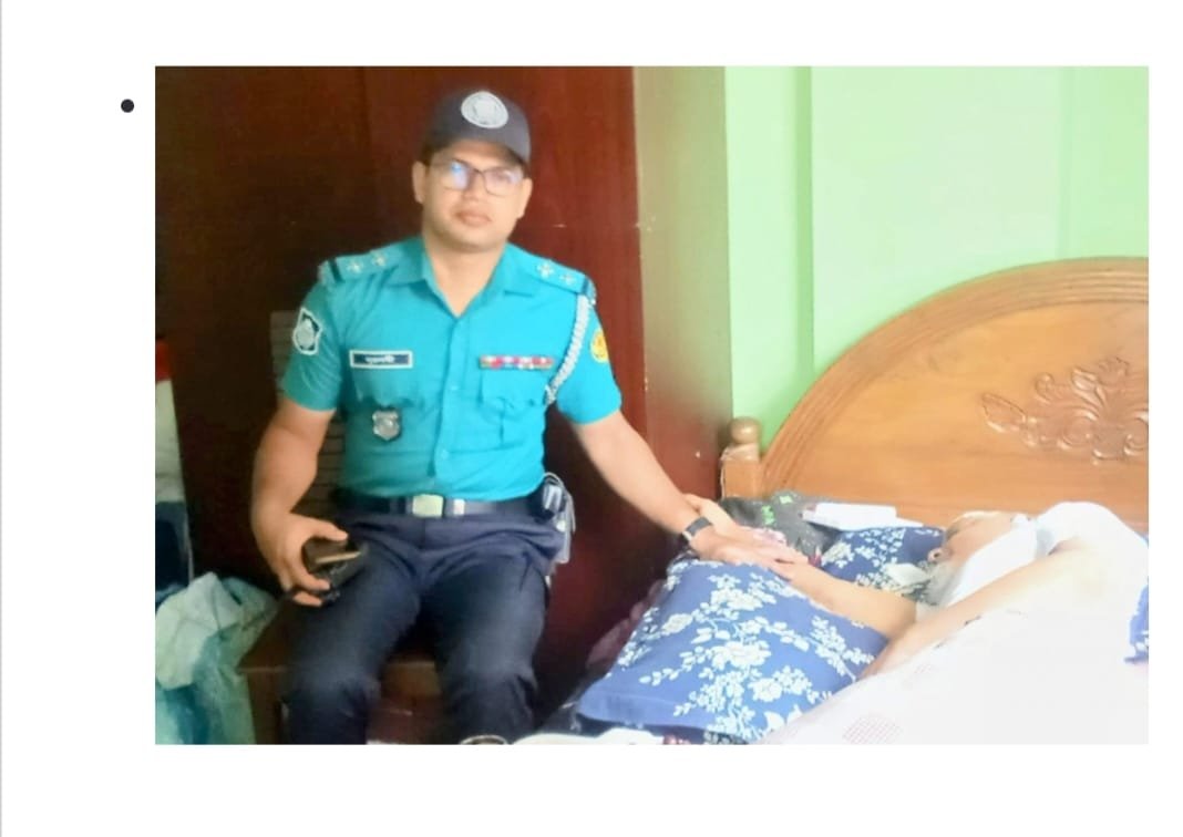 পুলিশ সাব-ইন্সপেক্টরের তাৎক্ষণিক উদ্যোগে জীবন রক্ষা পেলো চিকিৎসকের