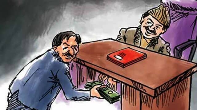 অন্তর্বর্তী সরকারের আট জন উপদেষ্টার বিরুদ্ধে সীমাহীন দুর্নীতির অভিযোগ তুলেছেন - সাবেক সচিব এ বি এম আব্দুস সাত্তার