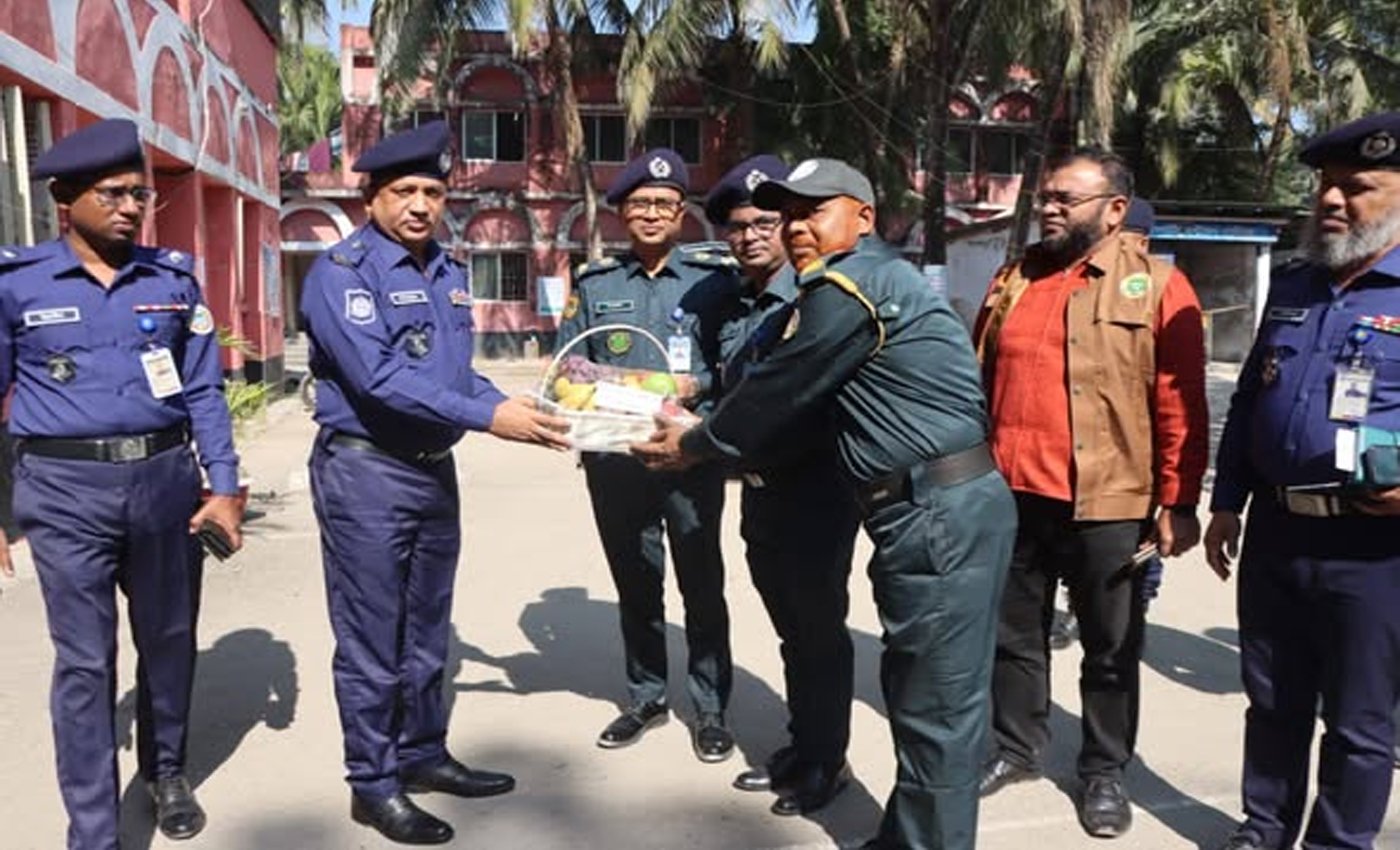 ভোলায় পুলিশ সুপার কর্তৃক জেলা কারাগার ও জেল প্যারেড পরিদর্শন