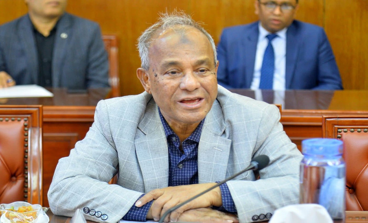 নির্বাচনি প্রচারণাকালে অনাকাঙ্ক্ষিত ঘটনা রোধে আইনশৃঙ্খলা বাহিনীকে সজাগ থাকার নির্দেশ স্বরাষ্ট্র উপদেষ্টার