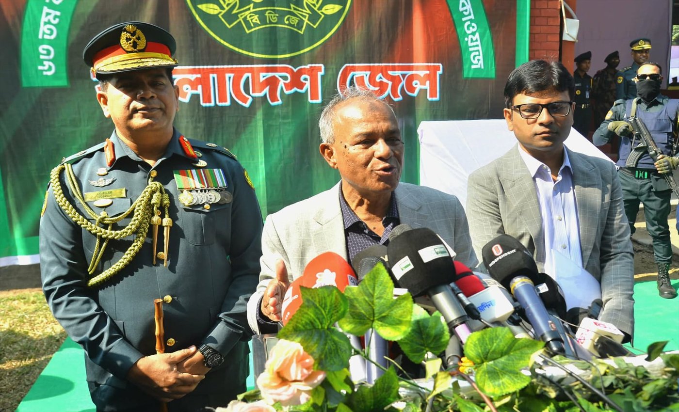 নির্বাচন নিয়ে কোনো সংশয় নেই- স্বরাষ্ট্র উপদেষ্টা