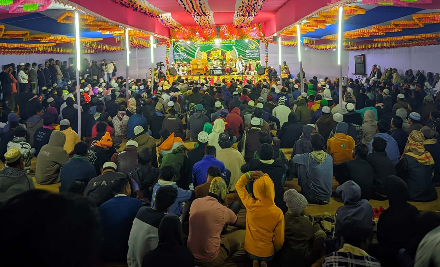 "ইসলামের ইতিহাস কে অনুসরণ করতে হবে " ছাতকে ১৬তম ইসলামী মহা সম্মেলন সম্পূর্ণ