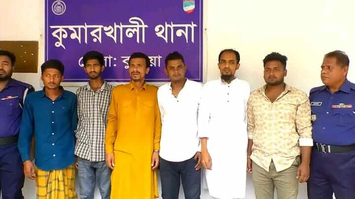 কুষ্টিয়ায় পর্নোগ্রাফি মামলায় কারাগারে ৫