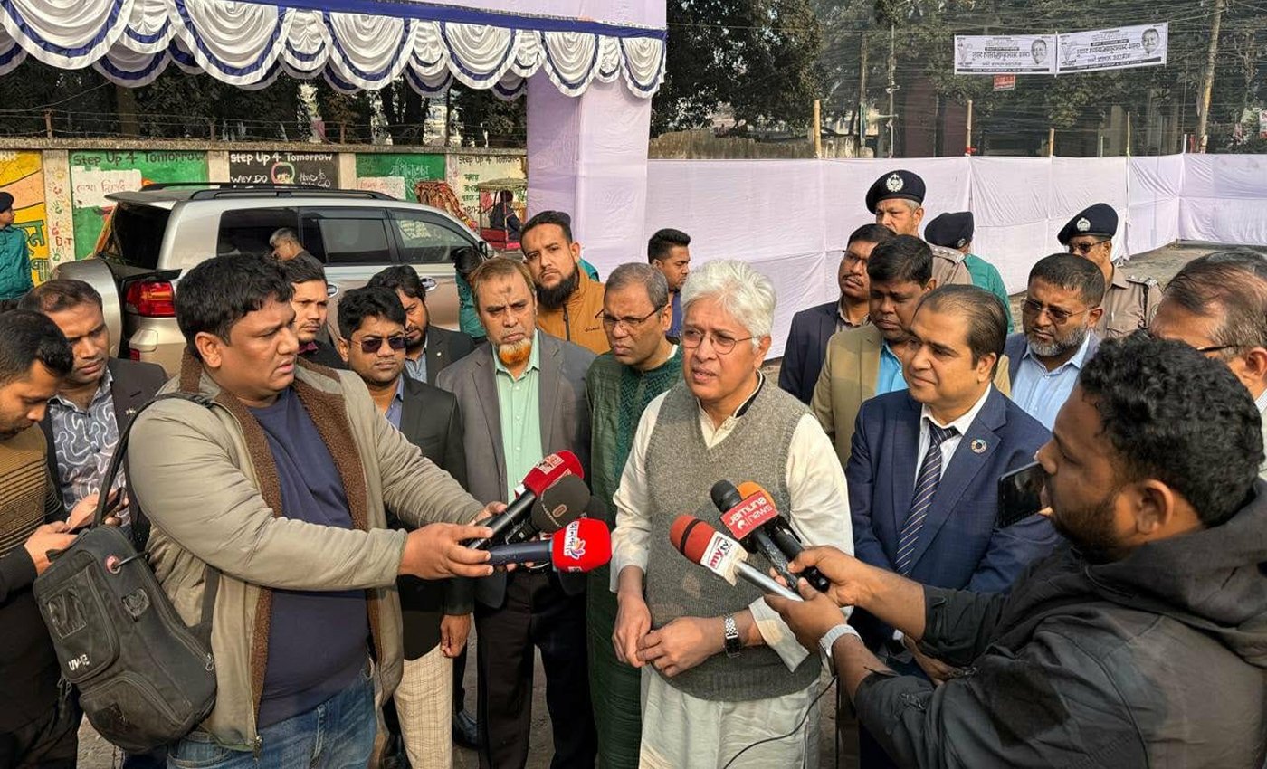 দলমত-নির্বিশেষে এবং প্রশাসনের সবাইকে ‘হ্যাঁ’ ভোটের পক্ষে কাজ করতে হবে' - স্থানীয় সরকার উপদেষ্টা