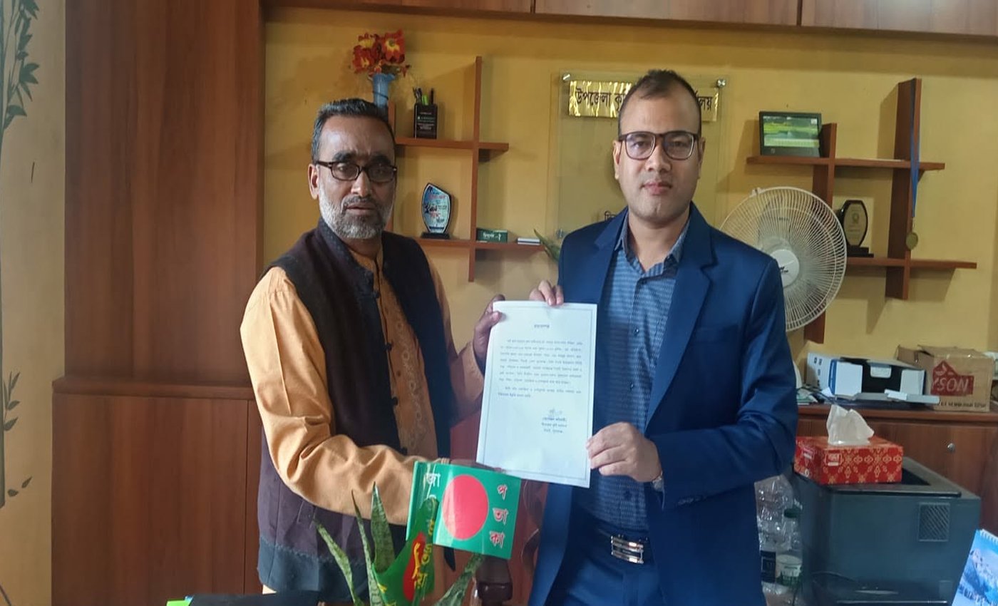 সামাজিক ও মানবসেবামূলক কর্মকাণ্ডে অনন্য অবদান: মধপুর মানবসেবা সংগঠনের প্রতিষ্ঠাতা পরিচালককে প্রত্যয়ণপত্র প্রদান