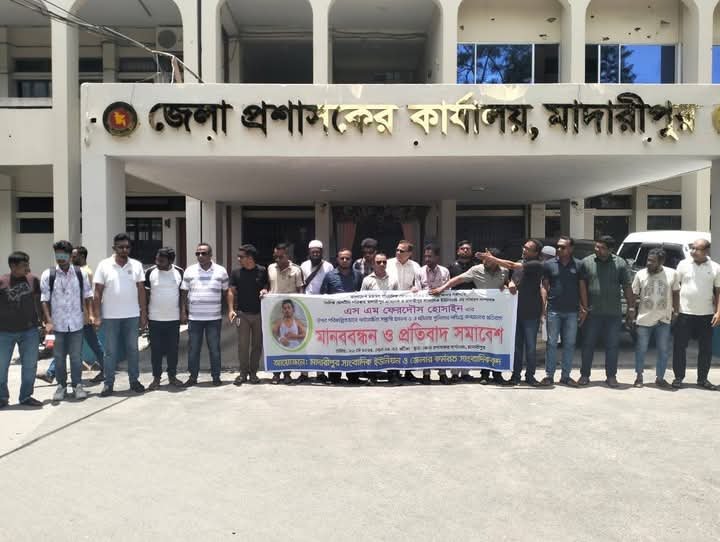 ডাকাতের হামলায় আহত সাংবাদিক; অথচ পুলিশ খুঁজে পায়না