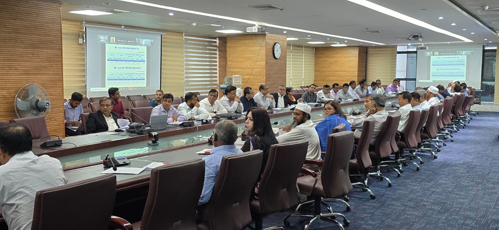 জাতীয় রাজস্ব বোর্ড এর কাস্টমস ও ভ্যাট অনুবিভাগের জুলাই'২৫ মাসের রাজস্ব আহরণ অগ্রগতি ও পর্যালোচনা সভা অনুষ্ঠিত