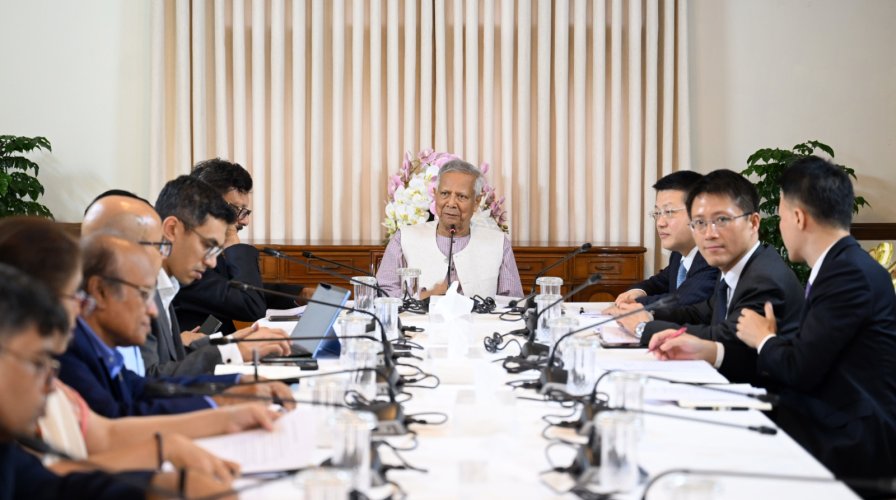 প্রধান উপদেষ্টা চীন সফরের অগ্রগতি পর্যালোচনা করেন, দ্বিপাক্ষিক সহযোগিতার জন্য পরবর্তী পদক্ষেপের রূপরেখা দেন