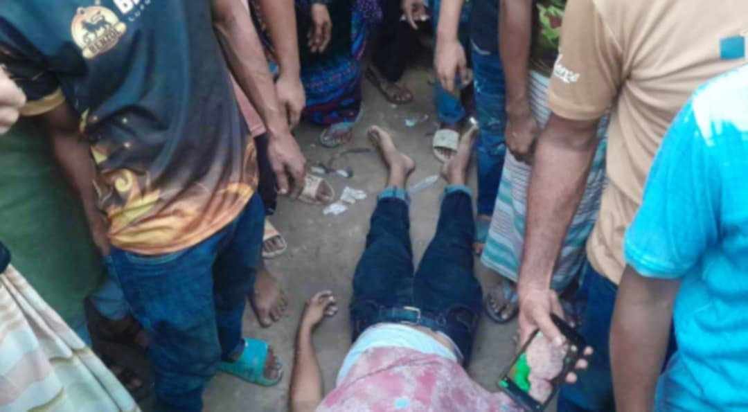 নওগাঁয় বাসচাপায় এক মোটরসাইকেল মেকানিকের মৃত্যু