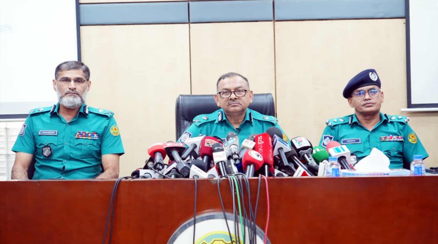 ১৩ নভেম্বরের তথাকথিত কর্মসূচি নিয়ে নগরবাসীর আতঙ্কিত হওয়ার কারণ নেই: ডিএমপি কমিশনার