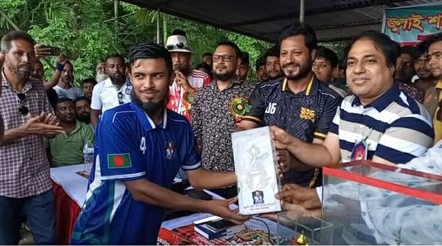 বাগেরহাটে অনুষ্ঠিত জুলাই শহীদ স্মৃতি ফুটবল টুর্নামেন্ট -২৫