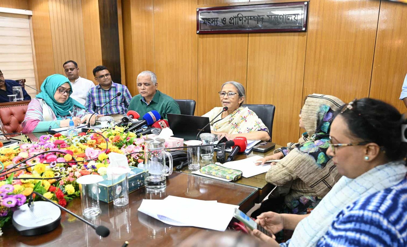 ২২ দিন ৪ থেকে ২৫ অক্টোবর পর্যন্ত মা ইলিশ ধরা ও বিক্রয় নিষিদ্ধ -- মৎস্য ও প্রাণিসম্পদ উপদেষ্টা