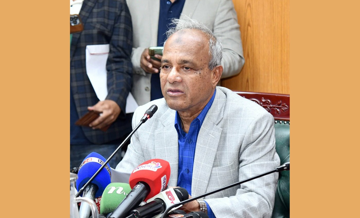 সরকার কৃষক ও ভোক্তা উভয়ের স্বার্থ সংরক্ষণের চেষ্টা করছে - স্বরাষ্ট্র ও কৃষি উপদেষ্টা