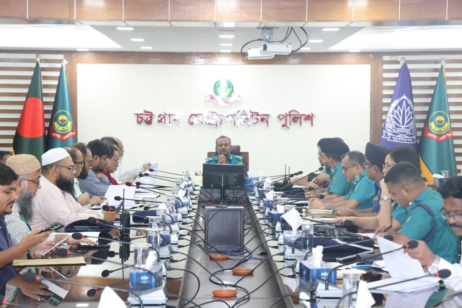 চট্টগ্রাম উন্নয়ন কর্তৃপক্ষের আওতাধীন জমি/স্থাপনা সিএমপি'র অনুকূলে বরাদ্দ প্রদান সংক্রান্তে সভা অনুষ্ঠিত