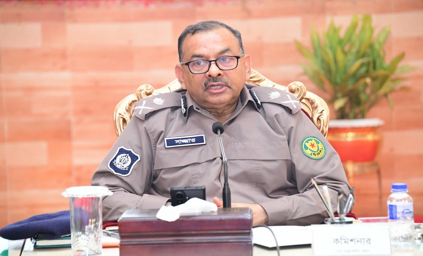 আসন্ন ত্রয়োদশ সাধারণ নির্বাচন ও গণভোটে দল মতের ঊর্ধ্বে থেকে একটি ত্রুটিবিহীন নির্বাচন উপহার দিতে হবে