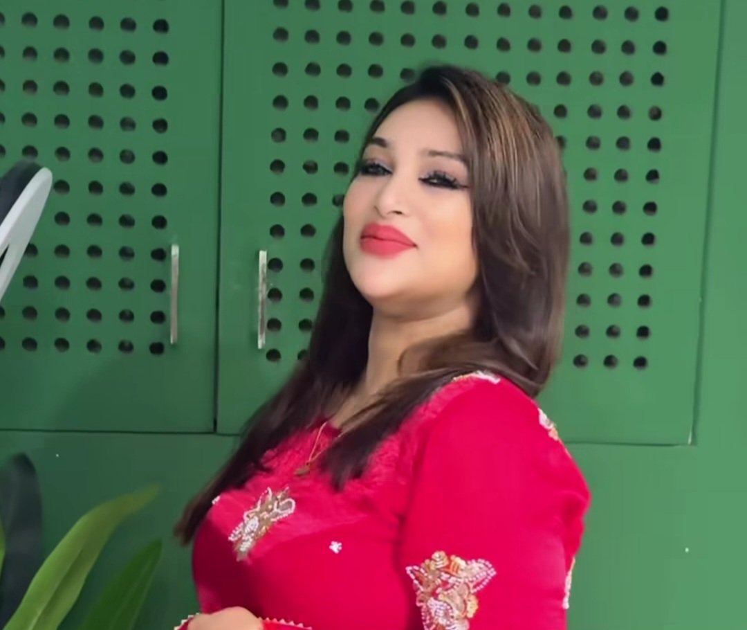 ভীষণ ক্ষুধা লাগসে !।।  ডাঃ সাবরিনা