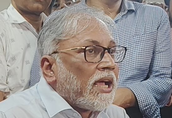 নিখোঁজ পরিবারের সদস্যদের মালিবাগস্থ সিআইডি ভবনে গিয়ে ডিএনএ ম্যাচিংয়ের উদ্দেশ্যে নমুনা প্রদানের জন্য অনুরোধ করা হচ্ছে,