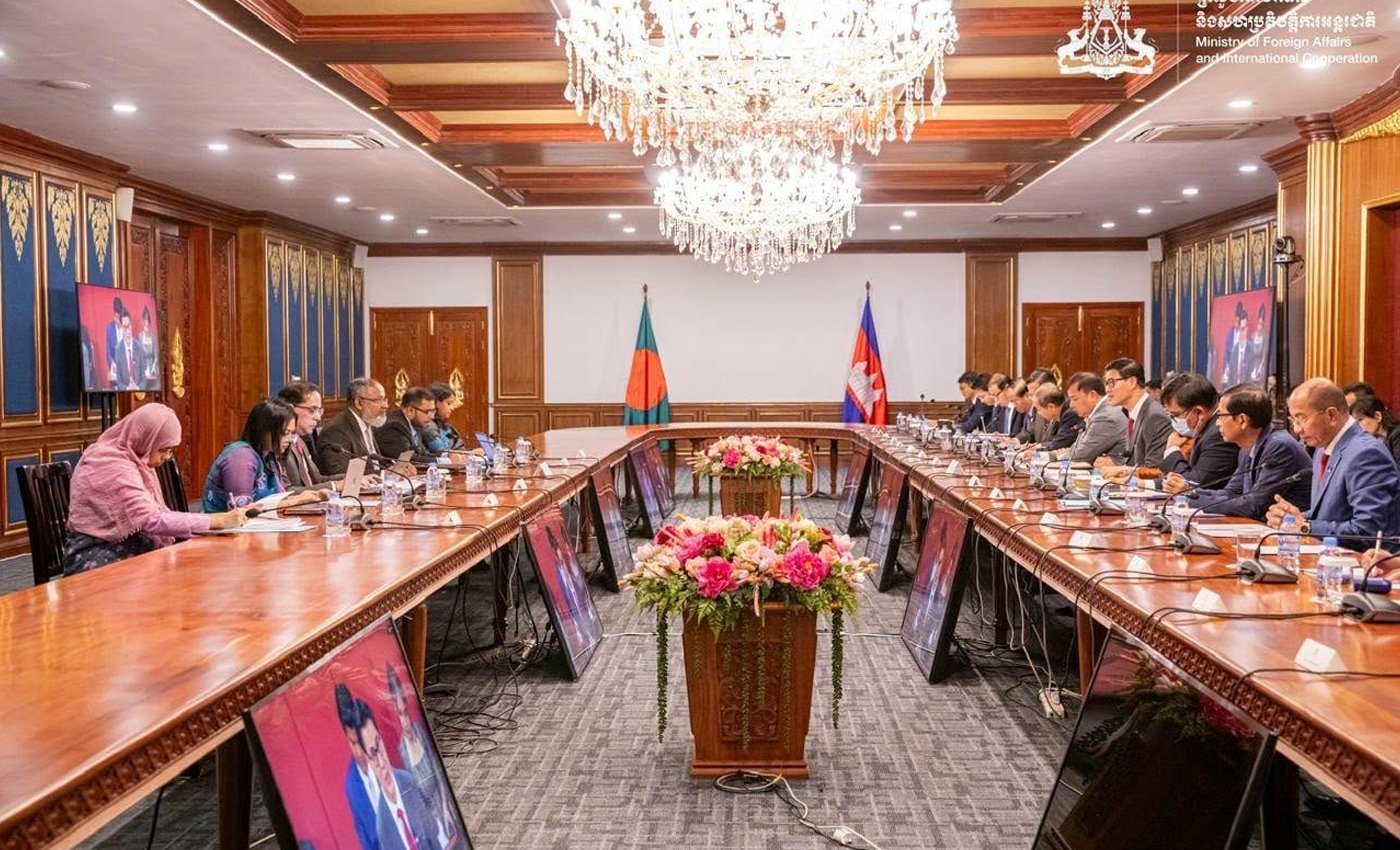কম্বোডিয়া প্রথম পররাষ্ট্র দফতরের পরামর্শে বাংলাদেশের আসিয়ান সেক্টরাল ডায়ালগ পার্টনার বিডের জন্য সমর্থন পুনঃনিশ্চিত করেছে