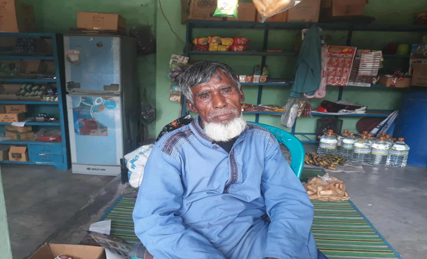 শ্রীনগরে মুদি দোকানে প্রতারকের ঠকবাজি, উধাও ব্যবসায়ীর মোবাইল