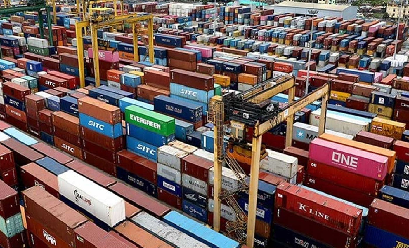 চট্টগ্রাম বন্দরে কন্টেইনার জট বাড়ছে