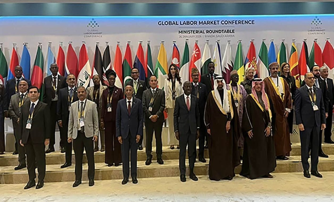 আগামীর চ্যালেঞ্জ মোকাবেলায় দক্ষ জনশক্তি গড়ে তুলতে বাংলাদেশ বদ্ধপরিকর  - উপদেষ্টা ড.আসিফ নজরুল