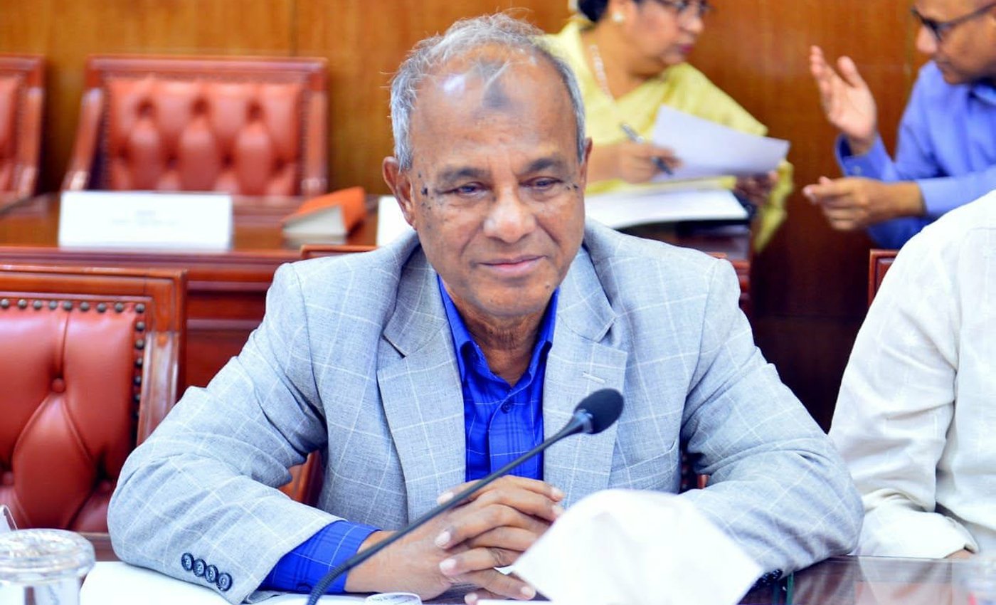 উপদেষ্টা পরিষদে রদবদল হচ্ছে না, স্বরাষ্ট্র উপদেষ্টা থাকছেন জাহাঙ্গীর আলম চৌধুরী