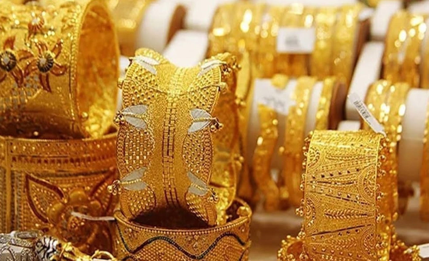 দেশের বাজারে স্বর্ণের দাম নতুন রেকর্ডে ২২ ক্যারেটের এক ভরির দাম ছুঁয়েছে ১ লাখ ৯৭ হাজার ৫৭৬ টাকা