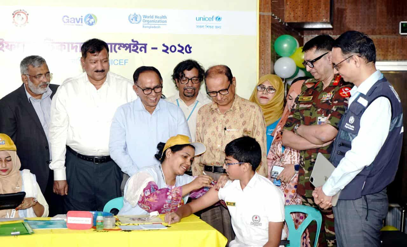 ঢাকায় টাইফয়েড টিকাদান ক্যাম্পেইন-২০২৫ উদ্বোধন
