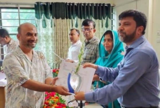 কালিগঞ্জের নলতা চেয়ারম্যান আজিজুর জেলার মধ্যে শ্রেষ্ঠ