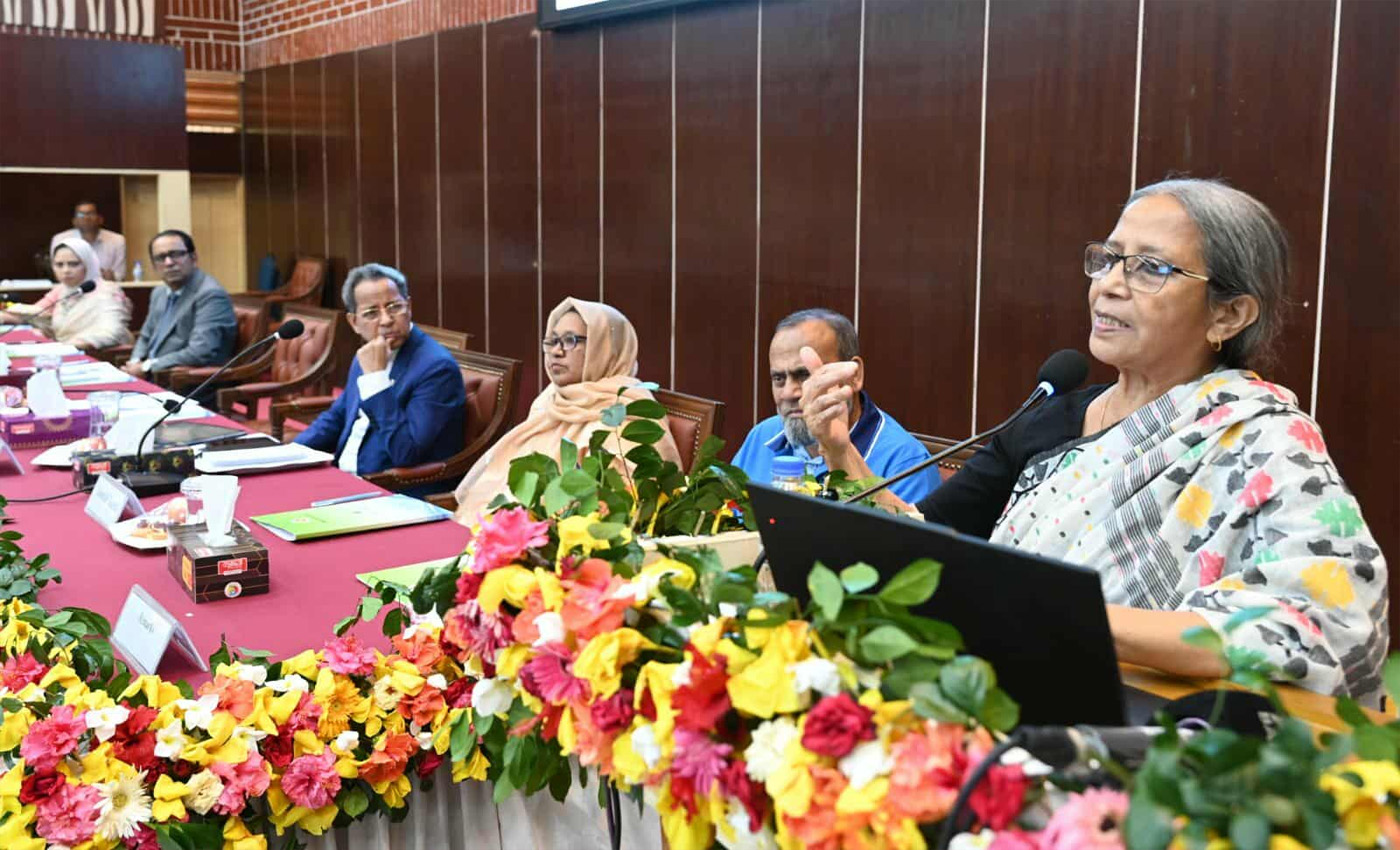 জলাতঙ্ক প্রতিরোধে সচেতনতার গুরুত্ব: প্রাণিসম্পদ উপদেষ্টা ফরিদা আখতার